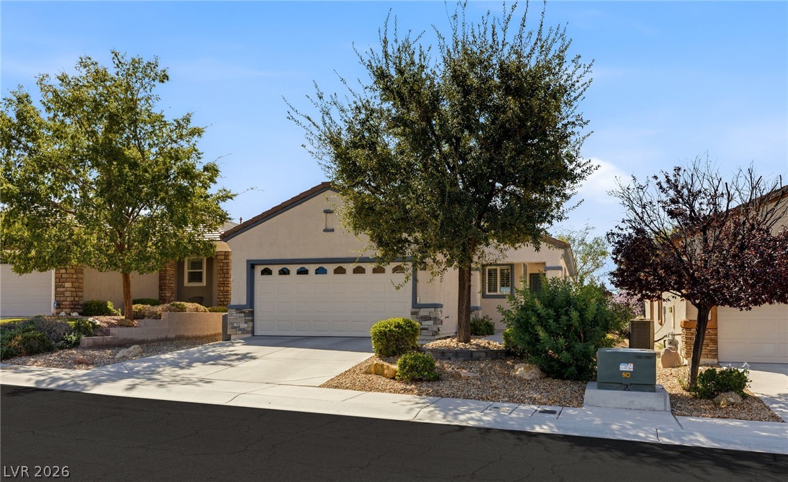 2425 Gamma Ray Place Property Photo 2