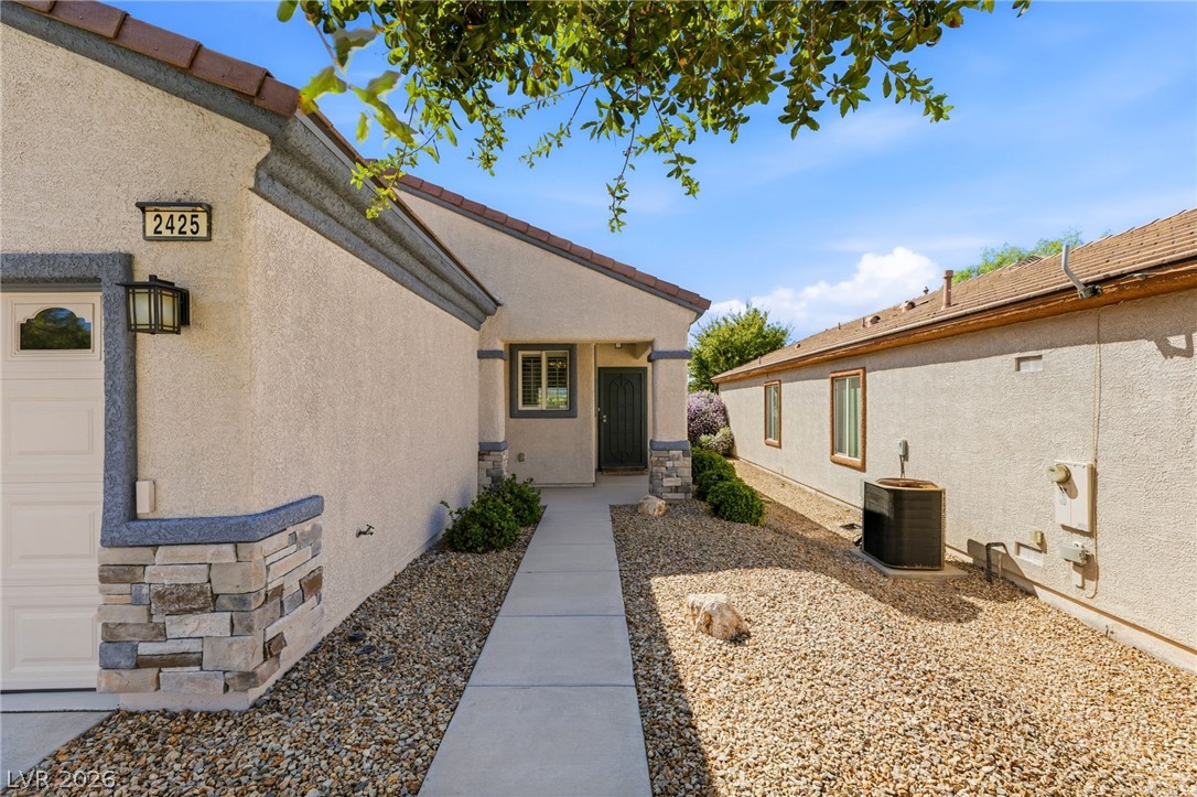 2425 Gamma Ray Place Property Photo 3