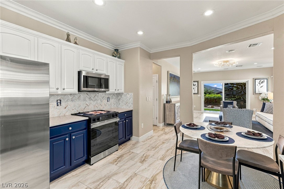 2425 Gamma Ray Place Property Photo 14