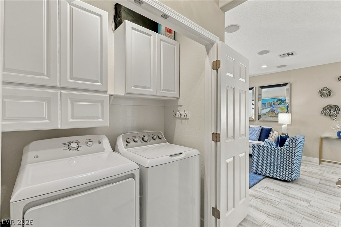2425 Gamma Ray Place Property Photo 25