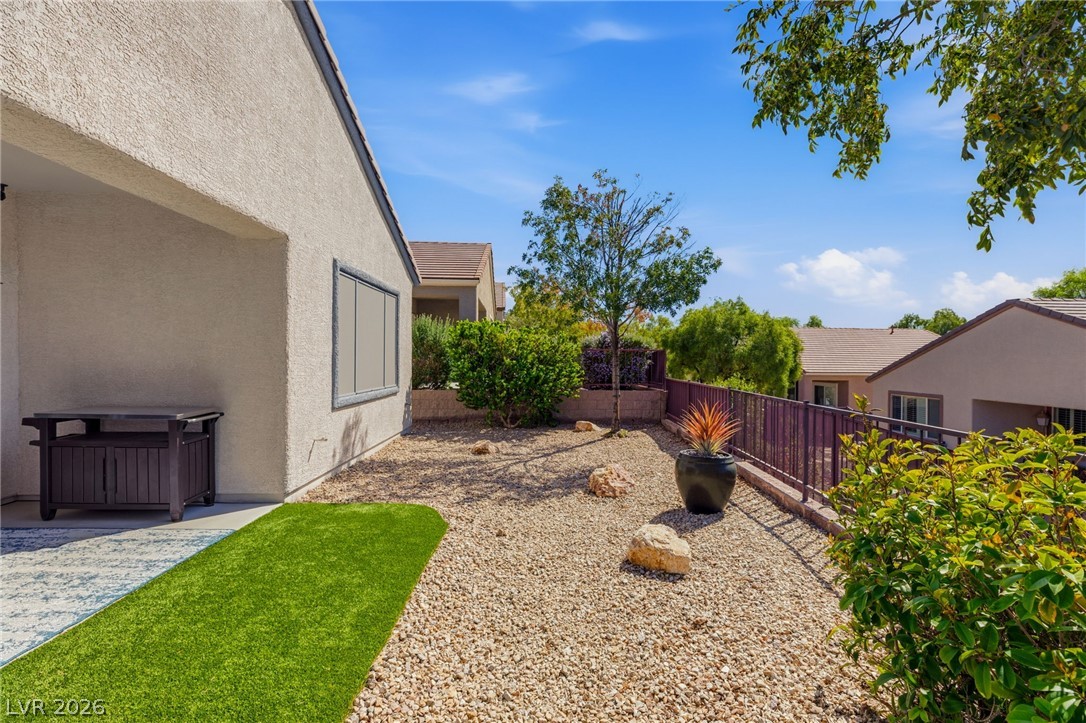 2425 Gamma Ray Place Property Photo 33