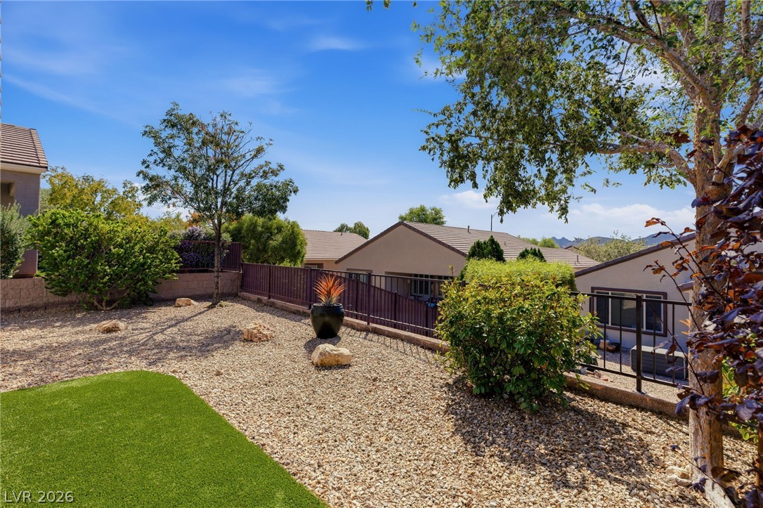 2425 Gamma Ray Place Property Photo 34