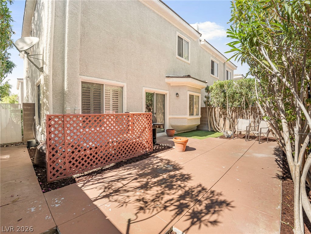 272 Fortifying Crest Court Property Photo 24