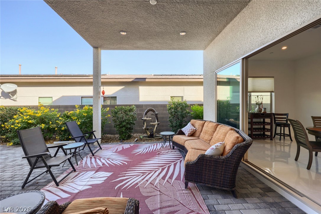 2502 Veronella Street Property Photo 3
