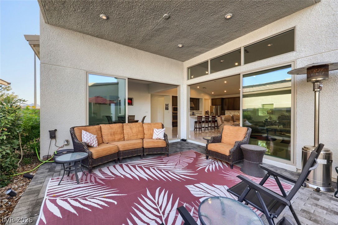 2502 Veronella Street Property Photo 4