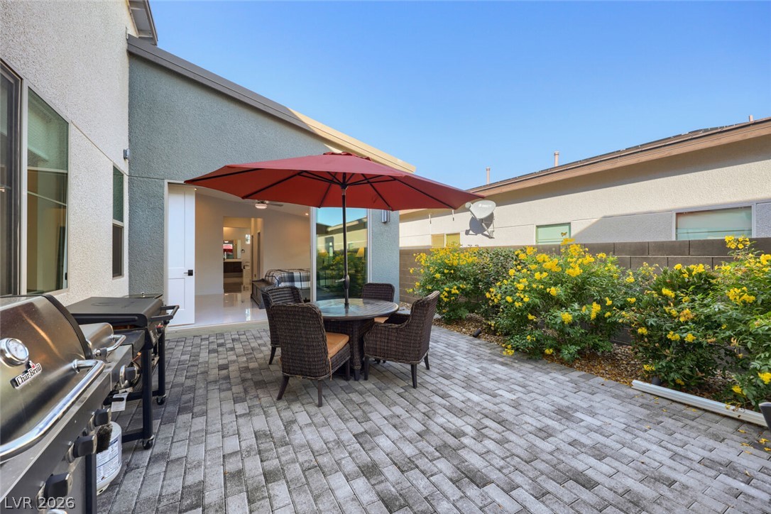 2502 Veronella Street Property Photo 9