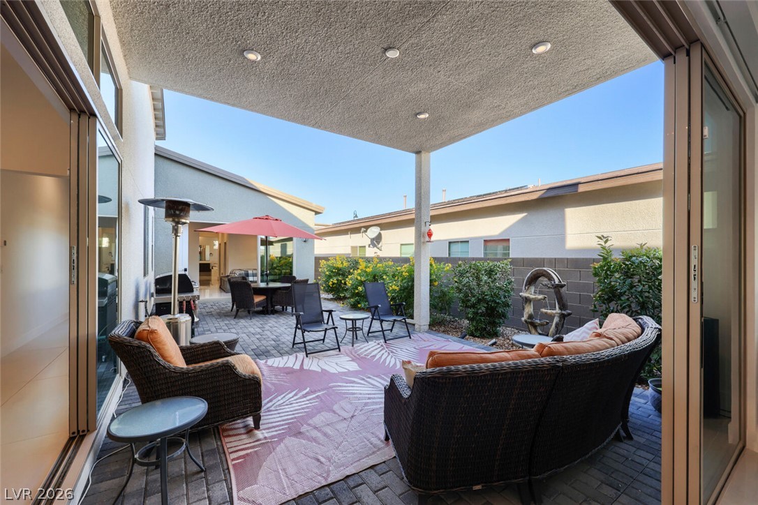 2502 Veronella Street Property Photo 12