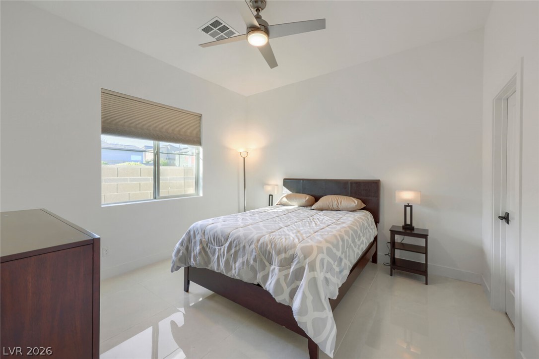 2502 Veronella Street Property Photo 25