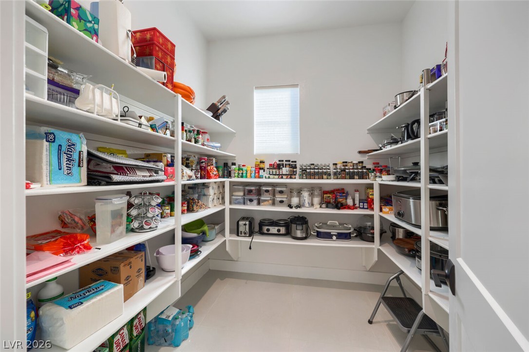 2502 Veronella Street Property Photo 28