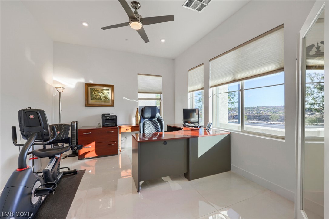 2502 Veronella Street Property Photo 45