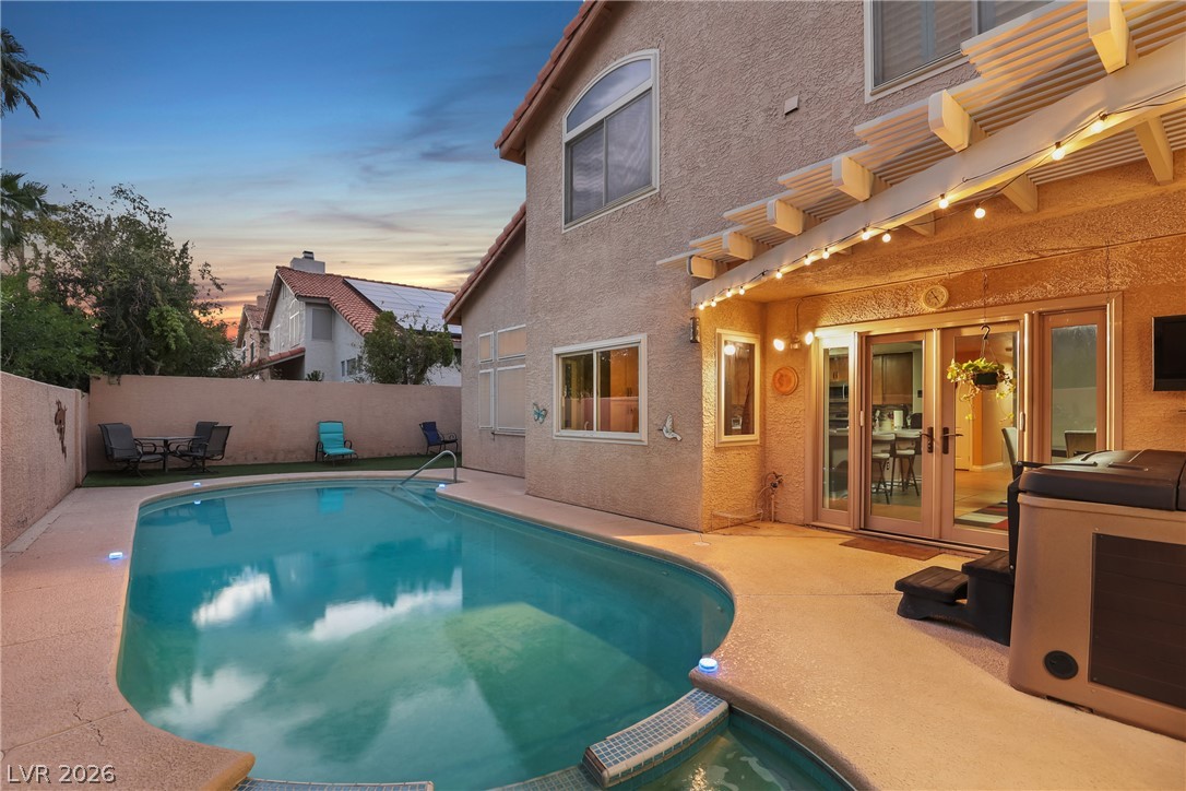 7885 Desert Willow Drive Property Photo 1