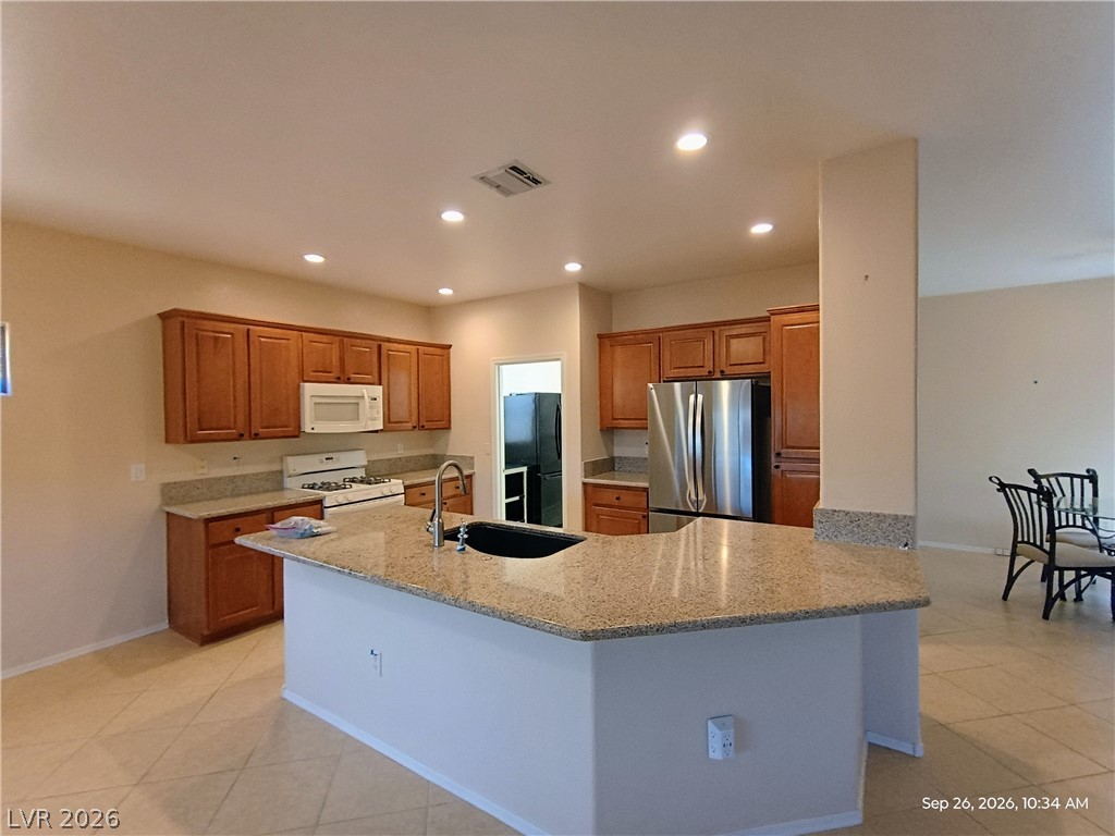 2825877 Property Photo 3