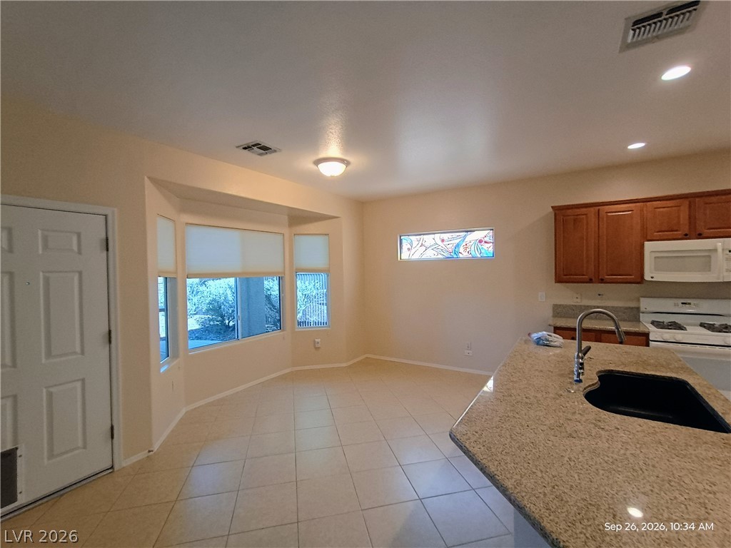 2825877 Property Photo 4