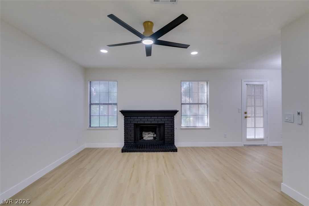 5576 West Rochelle Avenue 25b Property Photo 6