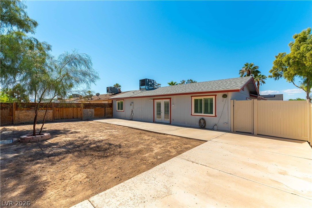 4766 Primavera Street Property Photo 21