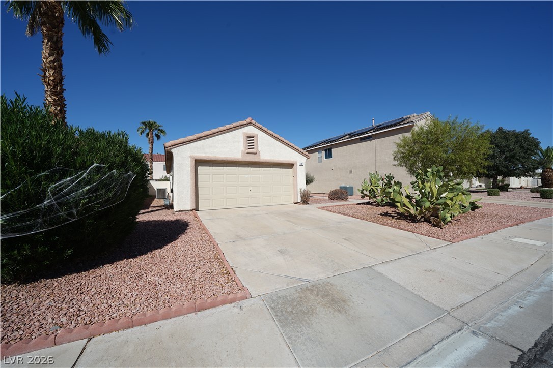 700 Pine Field Lane Property Photo 1