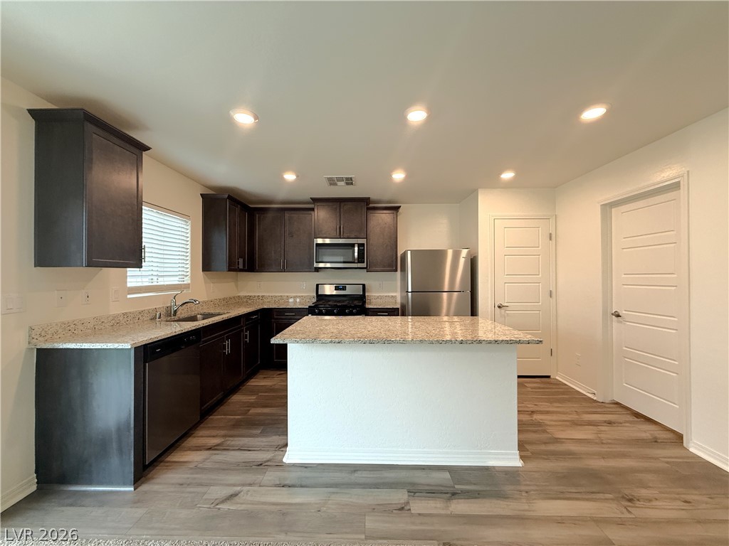 4943 Amberlyn Street Property Photo 5