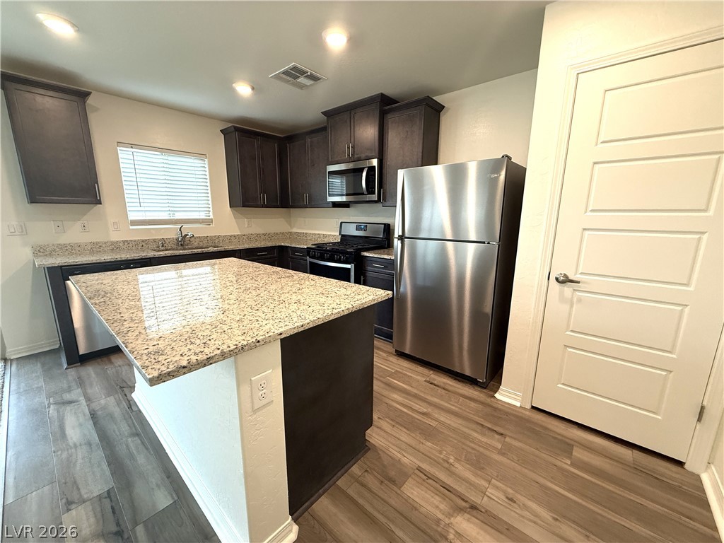 4943 Amberlyn Street Property Photo 6