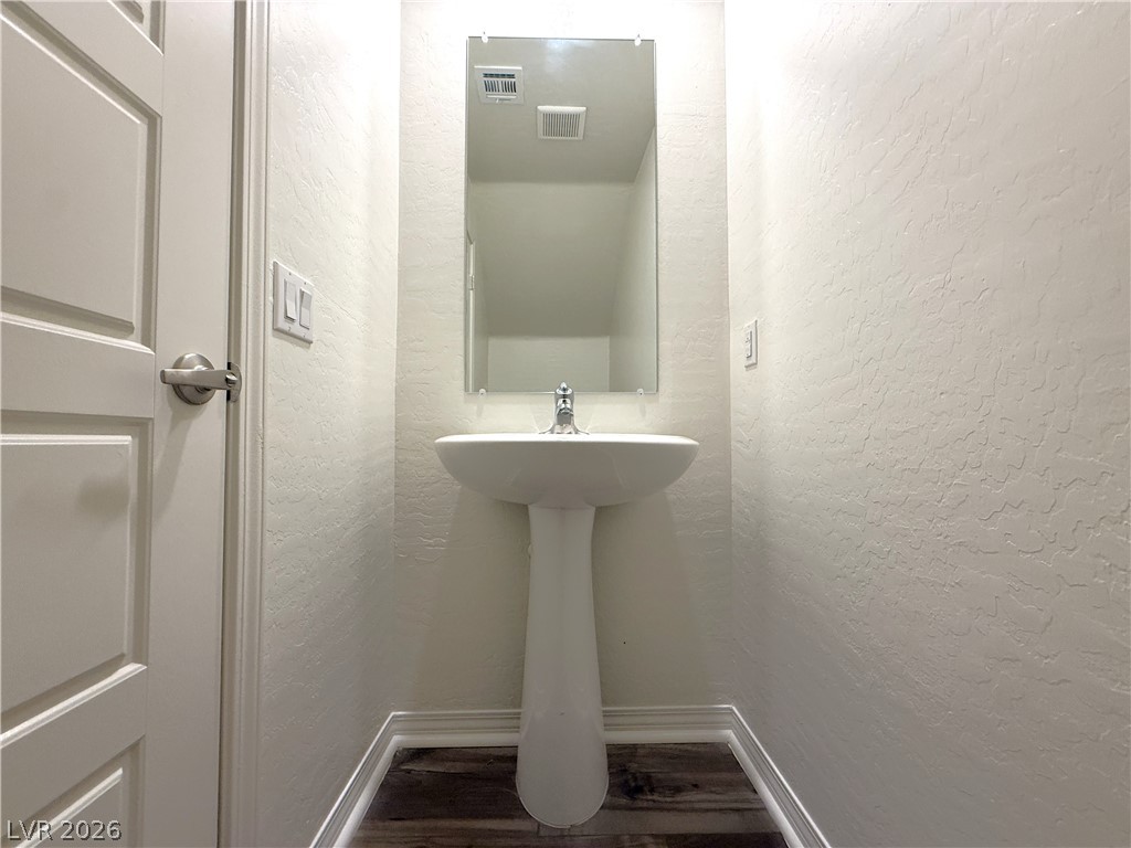 4943 Amberlyn Street Property Photo 7
