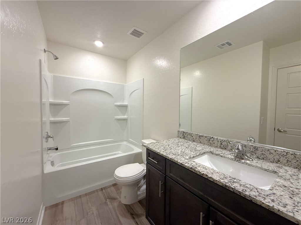 4943 Amberlyn Street Property Photo 17