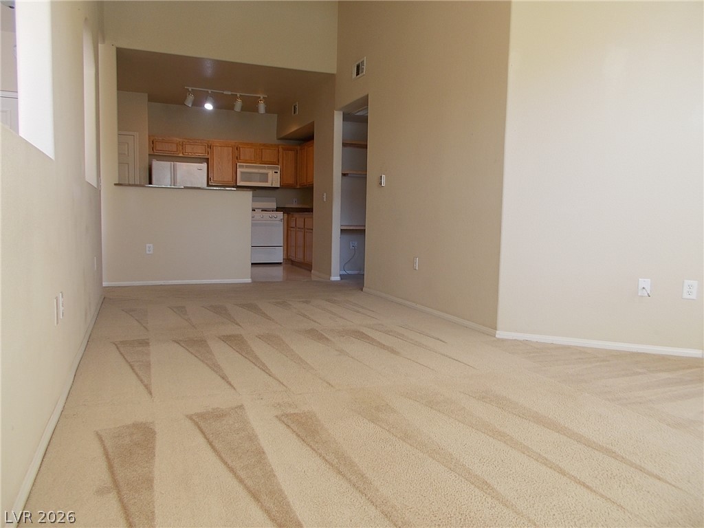 10001 Peace Way 2265 Property Photo 6