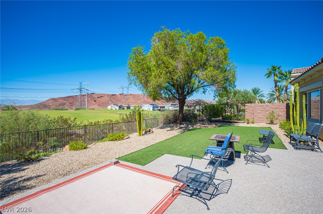 65 Contrada Fiore Drive Property Photo 12