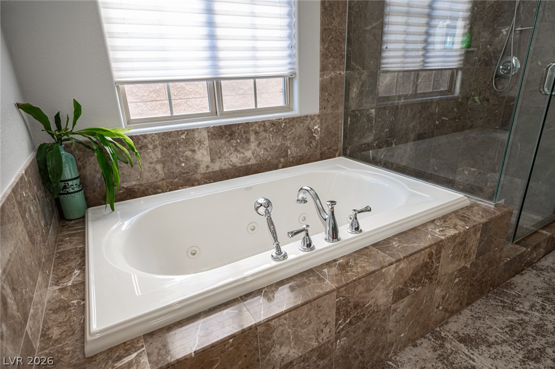 65 Contrada Fiore Drive Property Photo 44