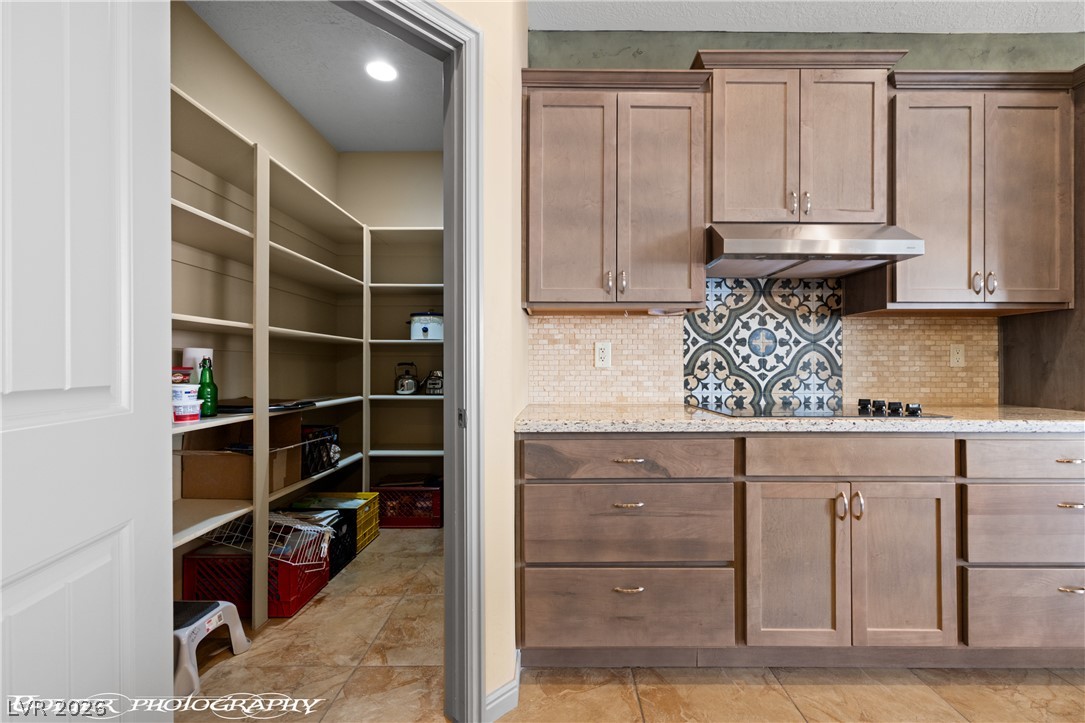 603 Coventry Lane Property Photo 16
