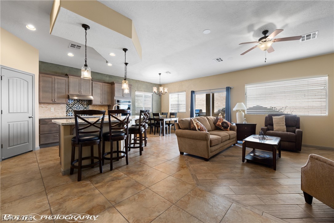 603 Coventry Lane Property Photo 26
