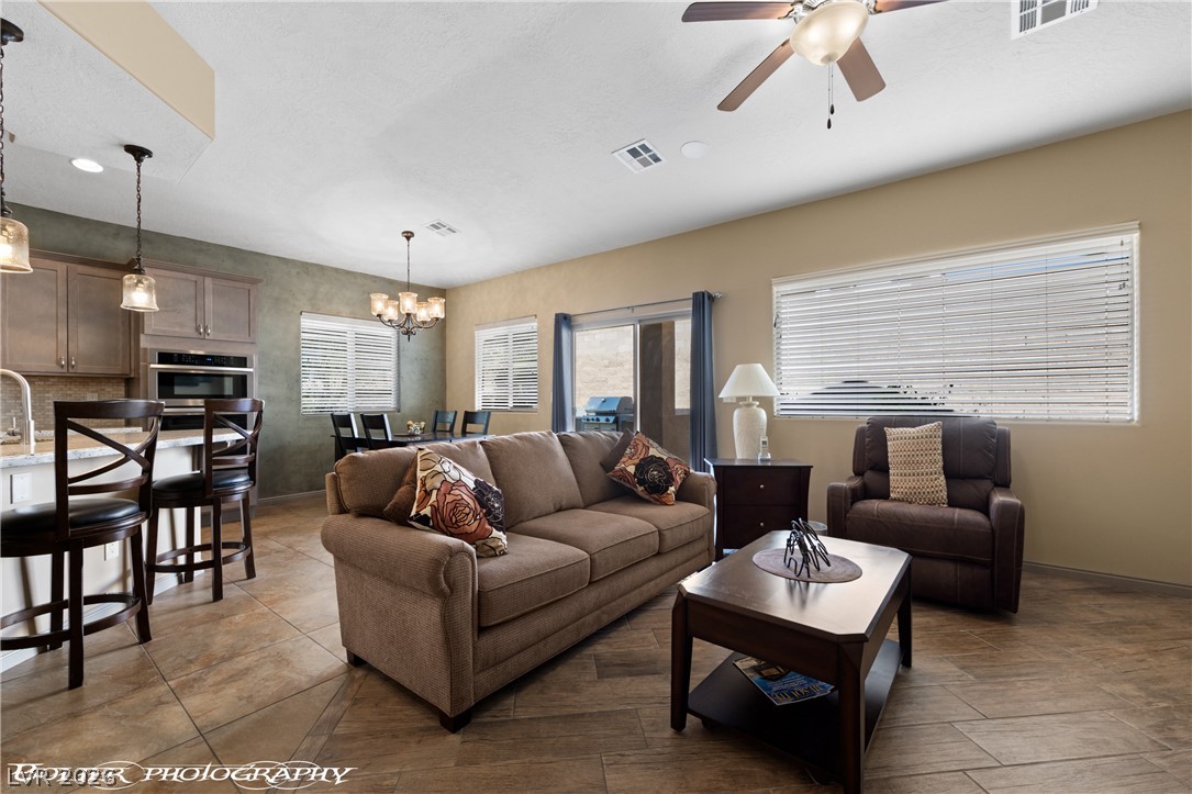 603 Coventry Lane Property Photo 27