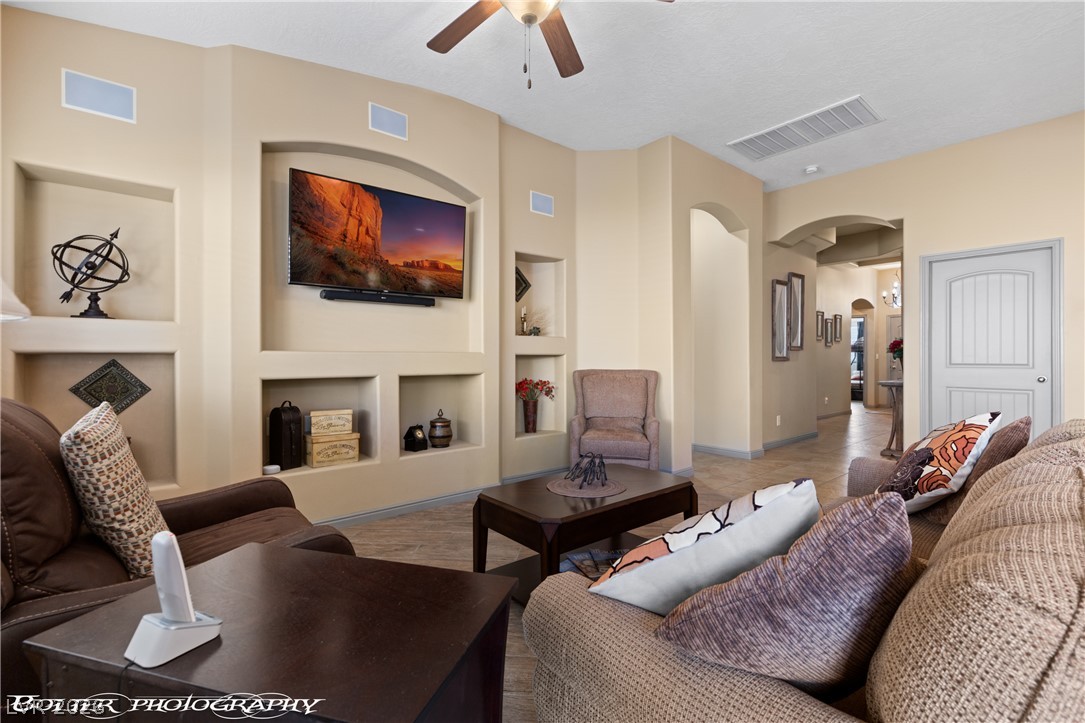 603 Coventry Lane Property Photo 31