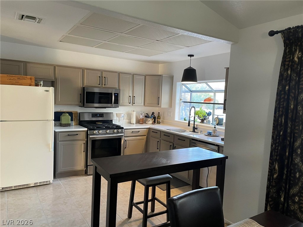 9304 Yucca Blossom Drive Property Photo 12