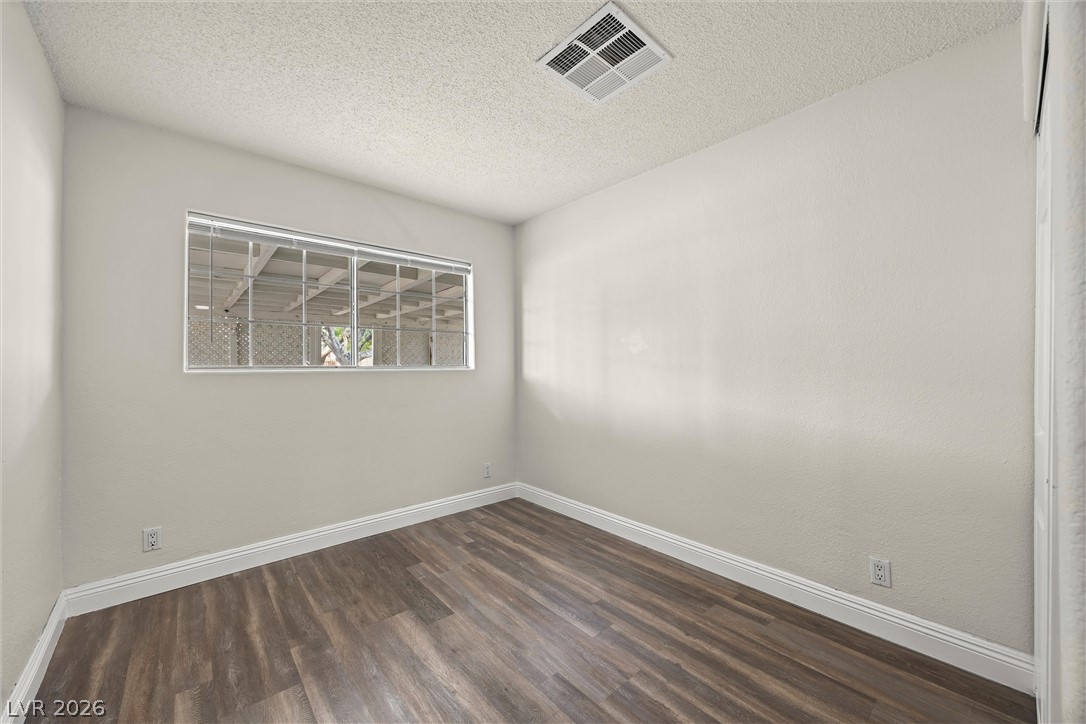 4122 Parkwood Circle Property Photo 27