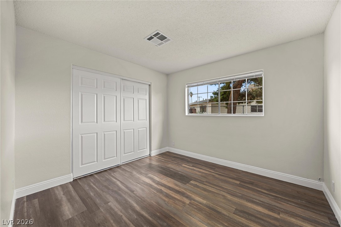 4122 Parkwood Circle Property Photo 28