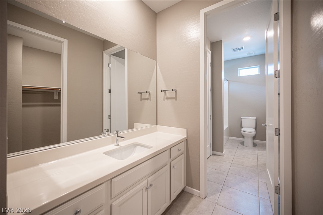 6214 Amber View Street Property Photo 39