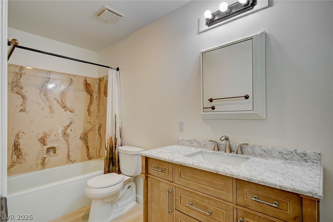 856 Marina Property Photo 8