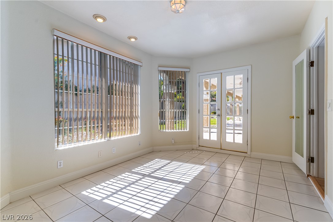 3013 West Oakey Boulevard Property Photo 19