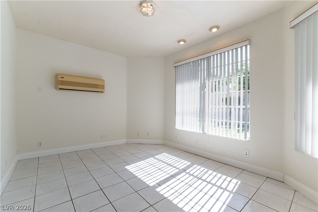 3013 West Oakey Boulevard Property Photo 20