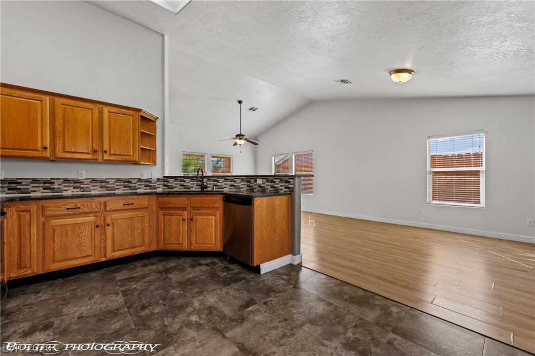 347 Ronnie Way Property Photo 20