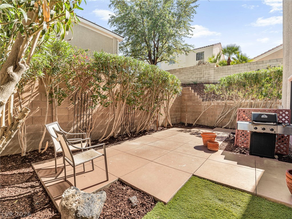272 Fortifying Crest Court Property Photo 23