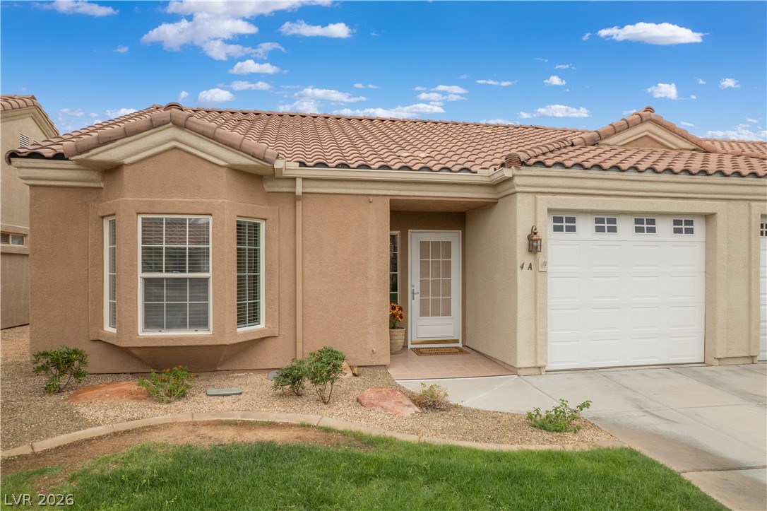 700 Aztec Circle 4a Property Photo 2