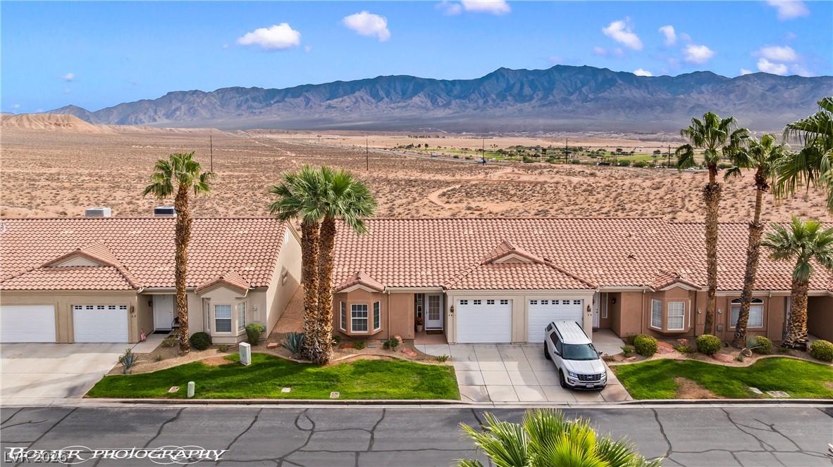 700 Aztec Circle 4a Property Photo 3