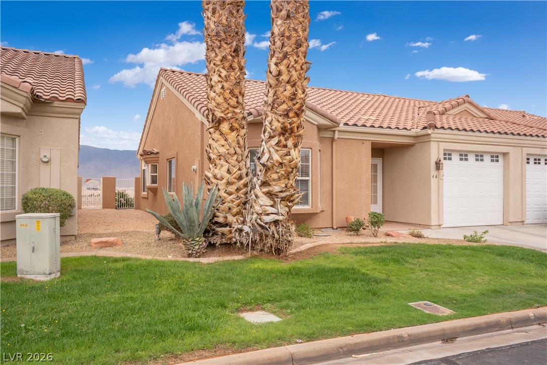 700 Aztec Circle 4a Property Photo 4