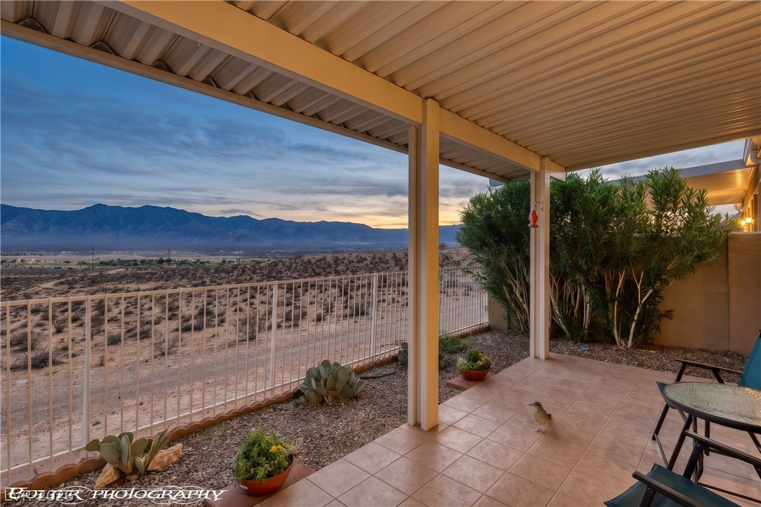 700 Aztec Circle 4a Property Photo 4