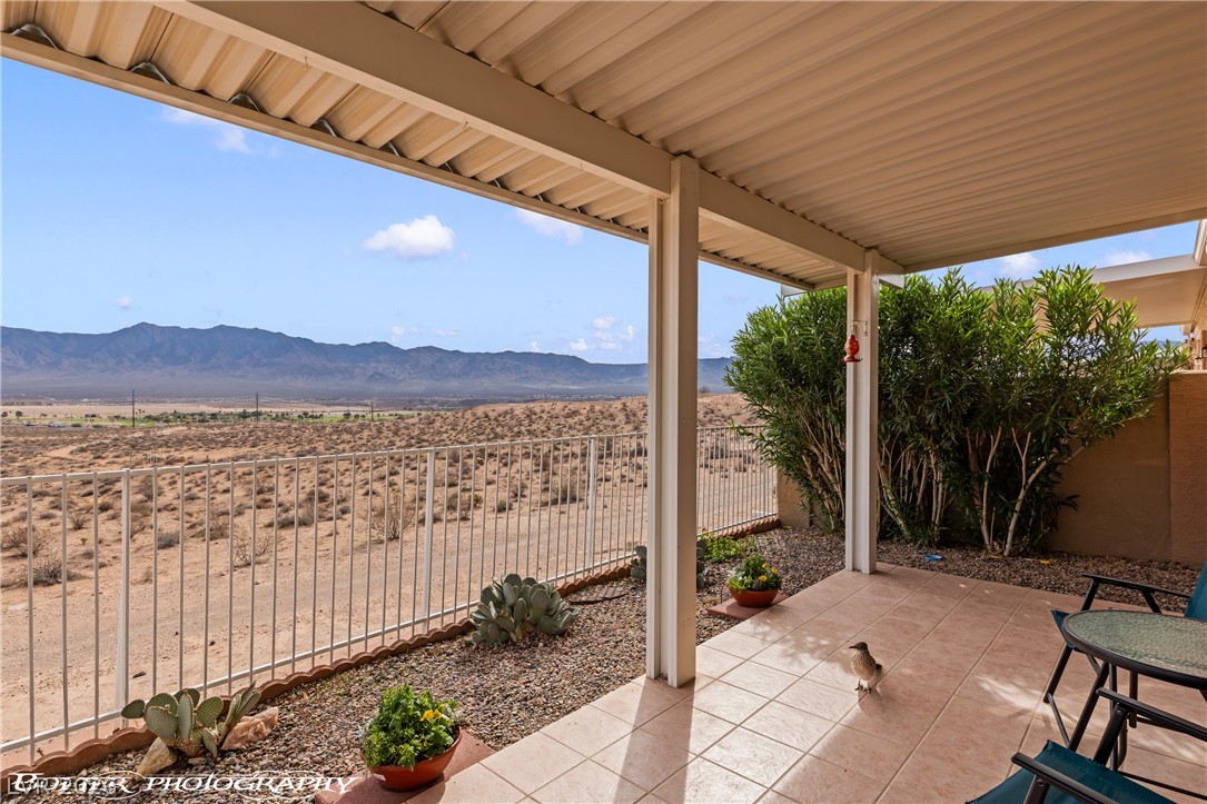 700 Aztec Circle 4a Property Photo 5