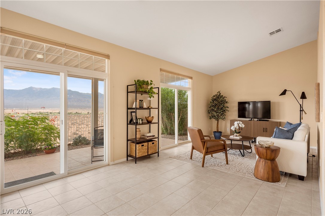 700 Aztec Circle 4a Property Photo 21
