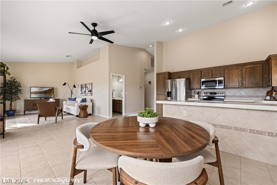 700 Aztec Circle 4a Property Photo 47