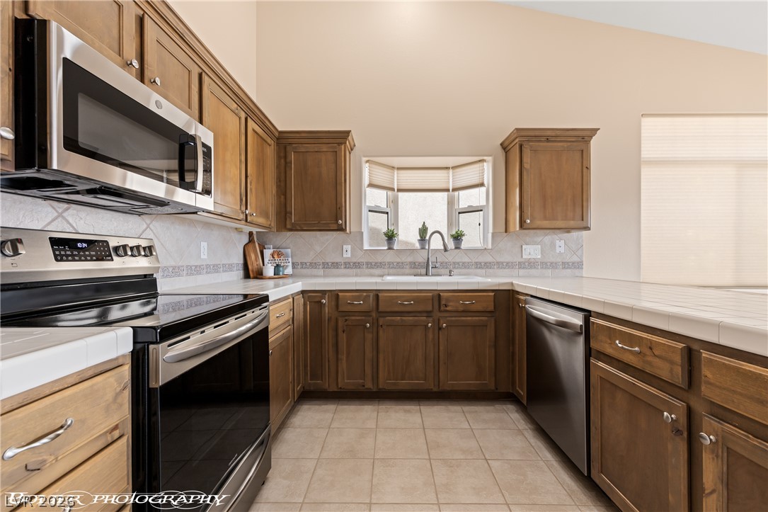 700 Aztec Circle 4a Property Photo 53