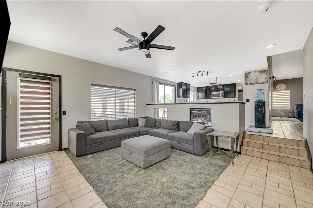 6380 Cantelope Court Property Photo 17