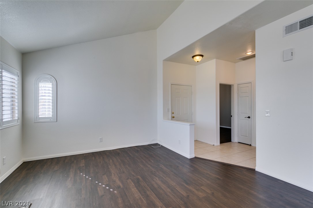 358 Seine Way 358 Property Photo 9